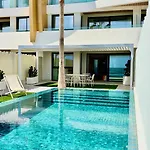 Miami Towers Luxury Experience Apartment