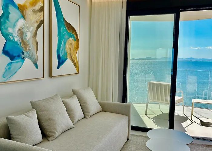 Miami Towers Luxury Experience Апарт-готель 4*