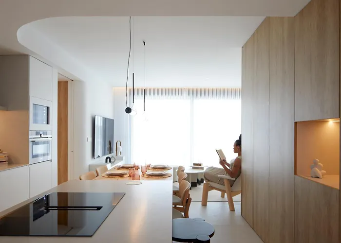 Miami Towers Luxury Experience Апарт-готель 4*