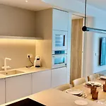 Miami Towers Luxury Experience アパート