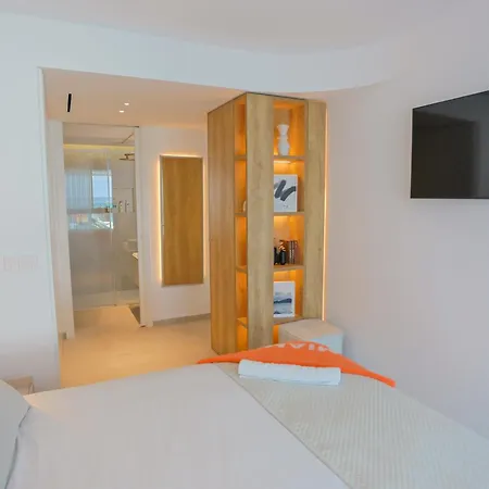 Aparthotel Miami Towers Luxury Experience 4*