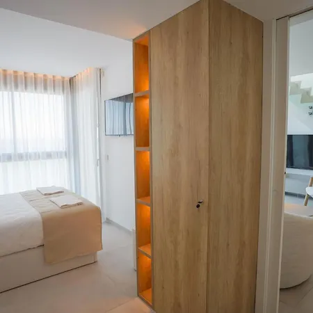 Miami Towers Luxury Experience