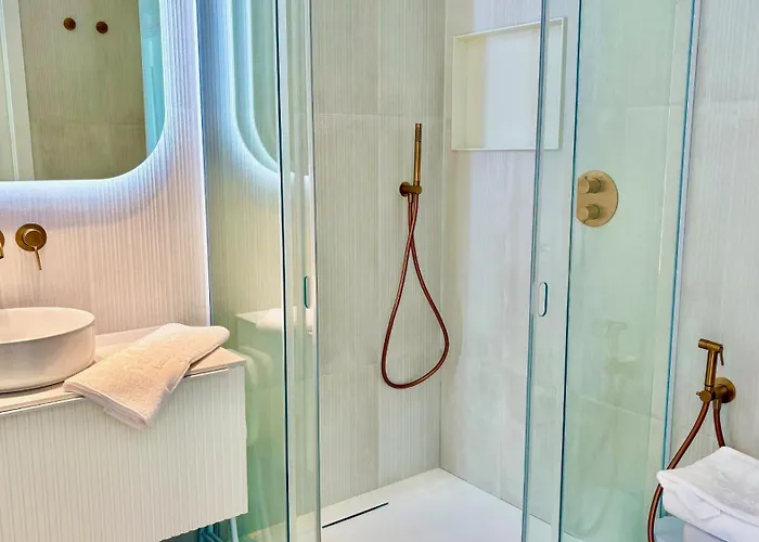 Miami Towers Luxury Experience 4*